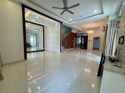 Renovated 2 Storey Semi D House Greenhill Residence, Seksyen U10, Shah Alam for sale