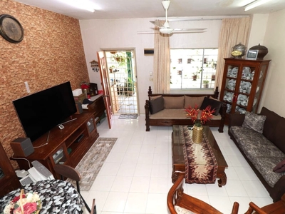 RENOVATED| Double Storey Terrace Green Valley Bandar Tasik Puteri Rawang For Sale
