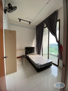 Single Room at Suria Putra, Bukit Rahman Putra, Near Daikin and Sungai Buloh Hospital