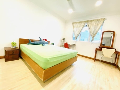 Sri Pinang Freehold Apartment located in Seri Kembangan For Sale