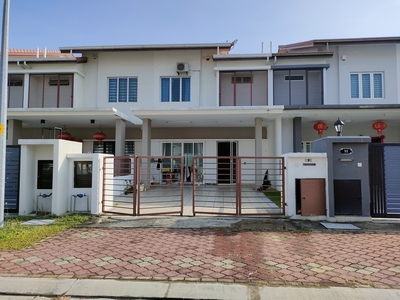 Superlink house Kota Bayuemas Klang 22 x 80