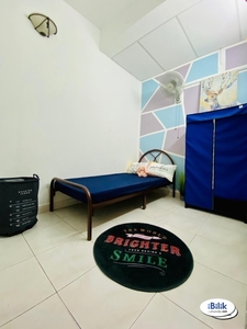 Urgent Move In. Small Room for rent Bandar Utama PJ.!
