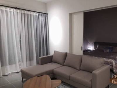 Quaywest near Queensbay Summerton Oueens Residence Fully Furnished