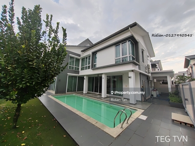 Beautifully Renovated Bungalow in Parklands Klang For Sale