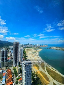 High Floor unit with beautiful seaview in prime area
