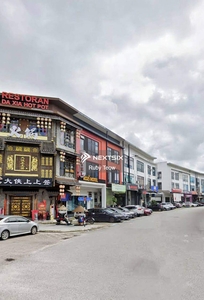 Taman Bukit Indah - 3 Sty Shop Lot (Tenanted) For Sale