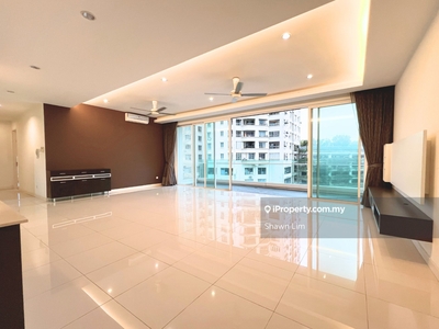 The Park Residences Corner Unit , Facing Green, Quiet and with Privacy