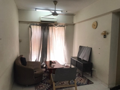 Arena Green Apartment Partial Furnished For Rent