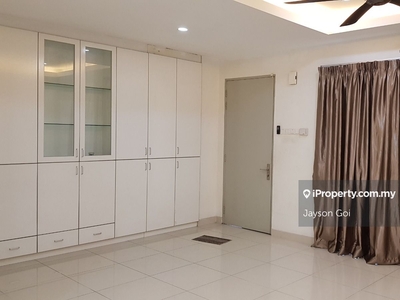 Bayu Lagenda, Rawang, 3sty Super link For Rent 5rooms, Part Furnished
