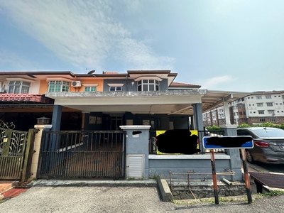 CORNER LOT Double Storey Terrace Bandar Seri Putra, Bangi