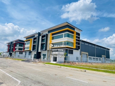 Exclusive Semi Detached Factory @ Kawasan Perindustrian Balakong for Sale!!