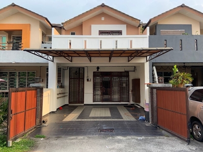 For Rent Renovated Double Storey Terrace House Seri Pristana, Saujana Utama