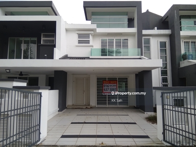 Full Loan 2 Storey Superlink House with Gated Guarded Community