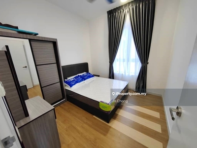 Fully Furnished Medium Room for Rent at 1.1k only!
