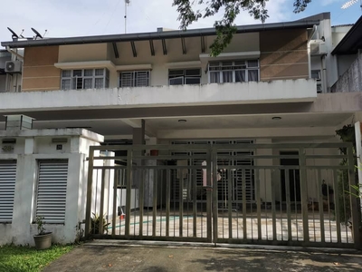 Horizon Hills Jalan Pinggiran 3 Double Storey Intermediate lot house For Rent RM2400 !! Land area 24ft x 75ft ! Build Up Area 1800 sq ft,