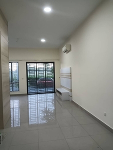 Impian Senibong Residence, Permas Jaya, Senibong Brand New Unit 3bedroom Partially Furnished For Rent