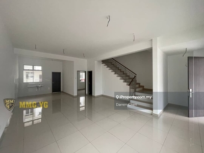 Kota Bayuemas Klang Brand New Double Storey House 22x75 sqft rent