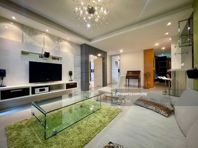 Mont Kiara Kiaramas Ayuria Condominium Fully furnished For Rent
