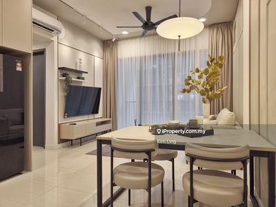 One Cochrane Designer 2 Bedrooms Unit For Rent (Viewing Available Now)