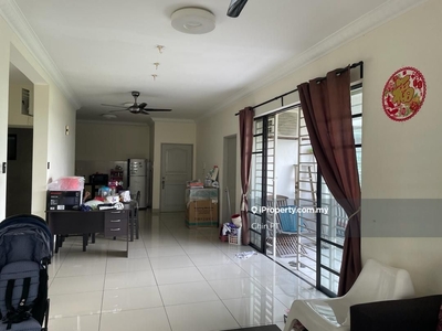One damansara corner for rent walking distance to mrt