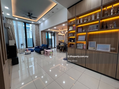 Renovated over Rm600k Fully Renovated unit High Ceiling type