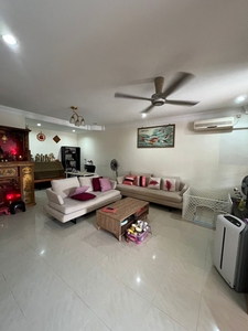 Setia Indah 5 Good Condition Unit Double Storey Terrace For Sale!!