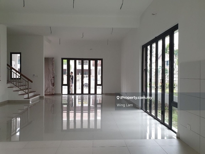 Sri Petaling, Gated Guarded, Freehold