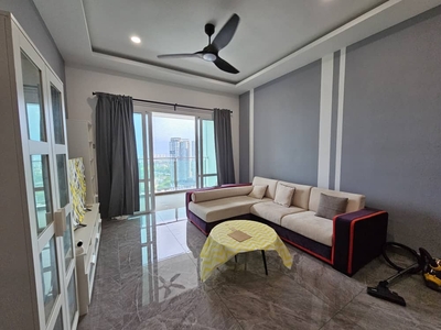 Tritower Residence 3 Bedrooms 2 Bathrooms Fully Furnished for Rent