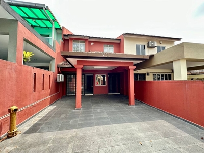 Vacant, Gated Guarded Double Storey Terrace at Lestari Perdana , Seri Kembangan
