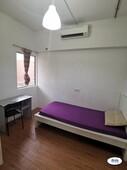?Min 1 Month Rental / Middle Room at SS15, Subang Jaya with Easy Access LRT Station