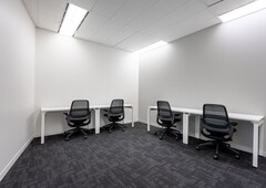 Private office space tailored to your business? unique needs in Signature Q Sentral
