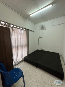 Zero Deposit Double Single Room-walking distance to Starling mall For Rent SS21#15 (P5)