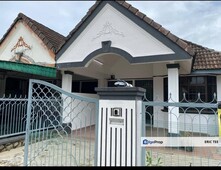 Single Storey house for Rent @ Taman Rinting