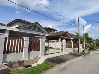 Hot location Taman krubong Jaya 36x100 Single storey semi D Cluster non bumi for sell