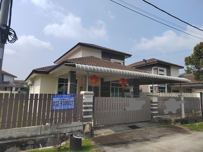 Taman. Krubong Perdana Freehold Single Storey bungalow 50x80 for sell!!