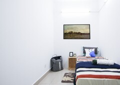 Single Room at Casa Residenza, Kota Damansara Fully Furnished Newly Renovated Near MRT Station
