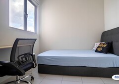 Work From Home Ready? High Speed WiFi ?Setapak Corner Unit Big Middle Room with Real KLCC View?Fully Furnished?QUIET & COMFORTABLE?Utilities Included