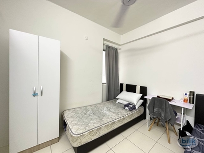 Apartment Pangsapuri Suria 1, Fully Furnished Shared Middle Room for Male at Batu Kawan, Seberang Perai