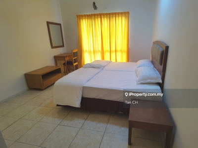 2 rooms fully furnished for rent @Gold Coast Condo, Ayer Keroh .