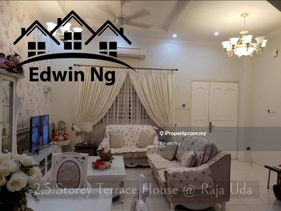 2.5 Storey Terrace House at, Raja Uda, Butterworth, Good Condition