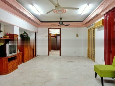 Ampang Taman Bukit Indah Corner House For Rent