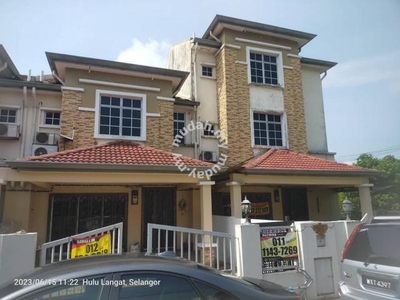 Double storey house Taman Langat Ceria hulu langat for sale