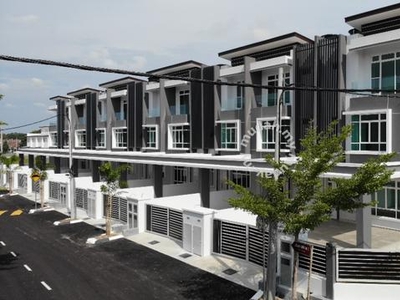 FREEHOLD Brand New 2.5 Storey Terrace House Bukit Baru