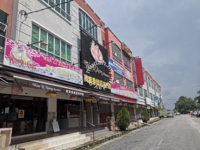 Freehold Shop Along Busy Jalan Pasir Puteh Ipoh
