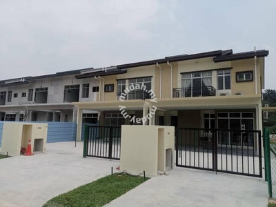 FULL Loan 0 Depo 2sty Townhouse 24x88 3R2B Gated Pandamaran Port Klang