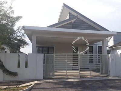 One Krubong Bungalow House To Let