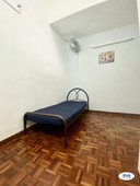 ? COMFORTABLE Single Room FULLY FURNISHED at SS2, Petaling Jaya