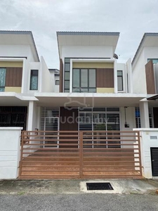 2 Storey Terrace House, Saujana Klia, Kota Warisan (Modern Design)