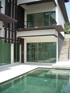 4 storey bungalow with own pool ,gated and guarded