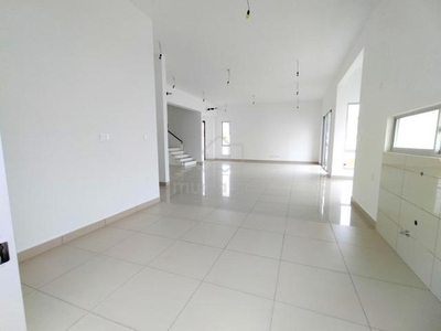 Brand New 2 Storey Terrace Corner@ Gamuda Cove For Rent Partially